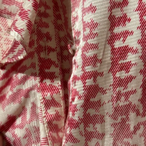 Coldwater Creek women’s size XL 18 pink print ruffle hidden buttons v neck top - Picture 2 of 7